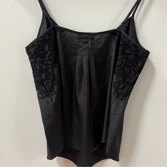 Aritzia Talula Tank Top - Picture 4 of 4